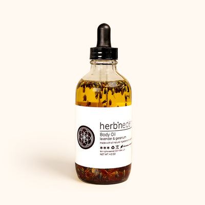 all-natural lavender & geranium body oil made with essential oils | herbneden
